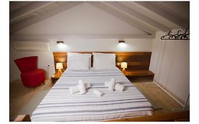 Daphne Superior Castle Suite